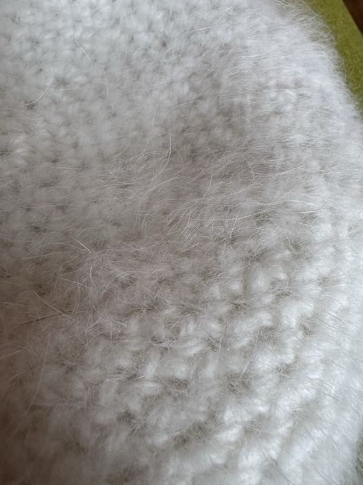 Damski beret z angory