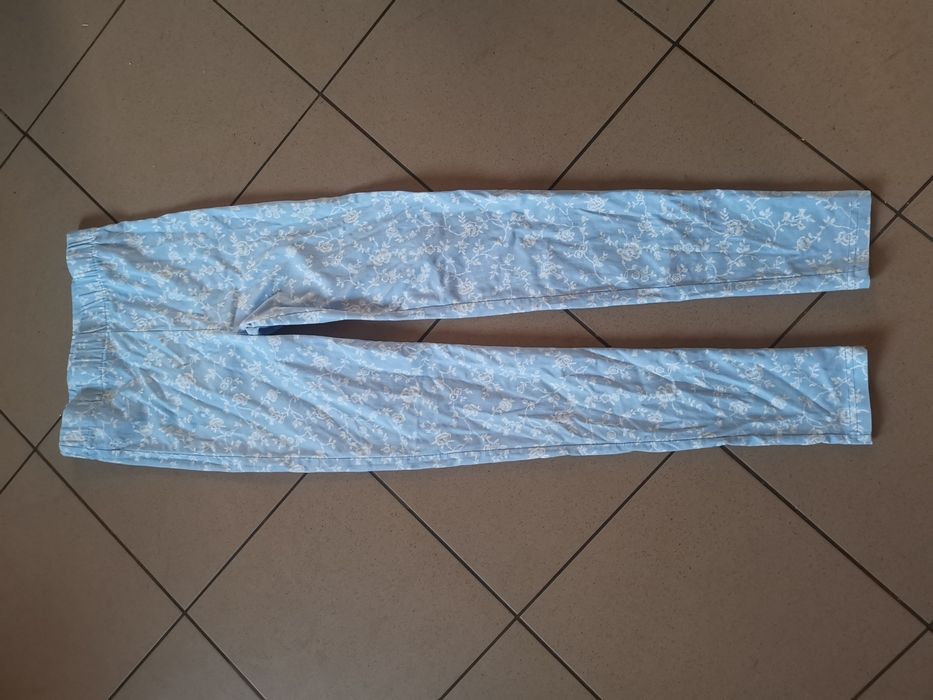 Spodnie materiałowe rurki jegginsy dopasowane gumka w pasie wysoki sta