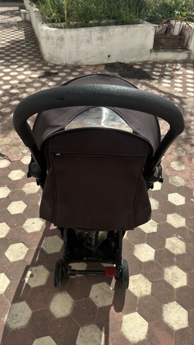Carrinho de passeio Babyzen YOYO (Castanho/Preto) – Original e ultra compacto