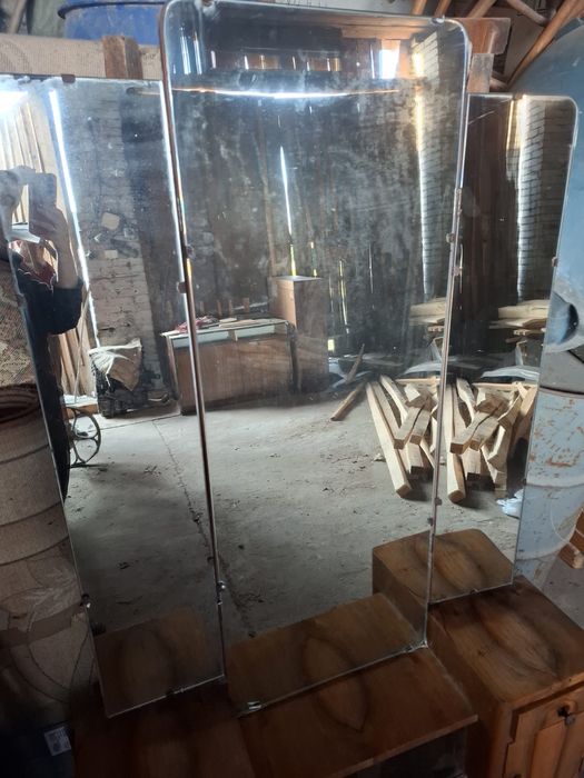 Stara toaletka z czasow PRL