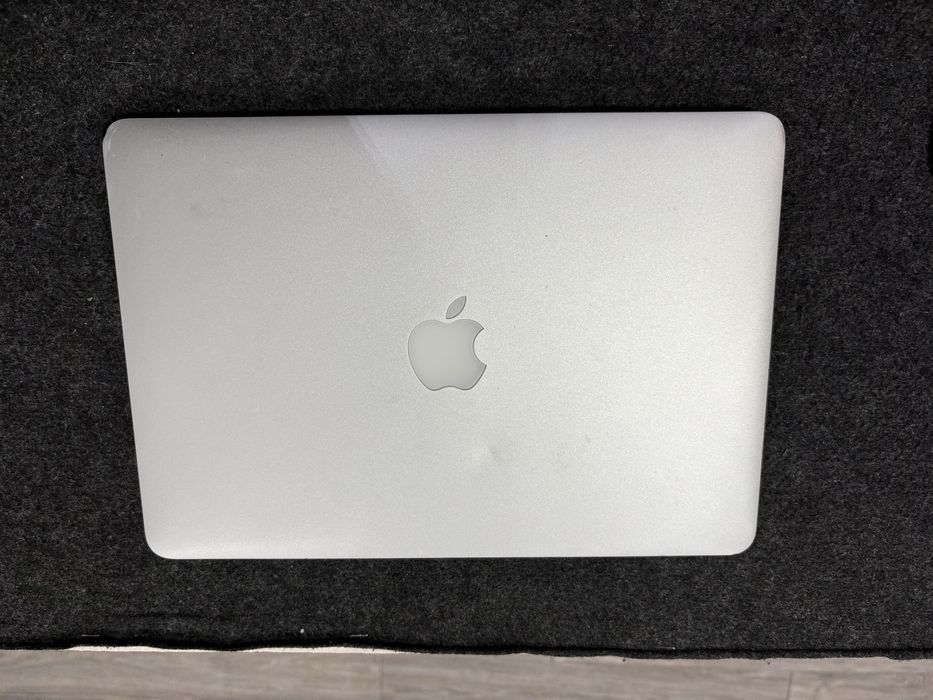 Ecra Macbook Pro Retina + Top Case | A1502