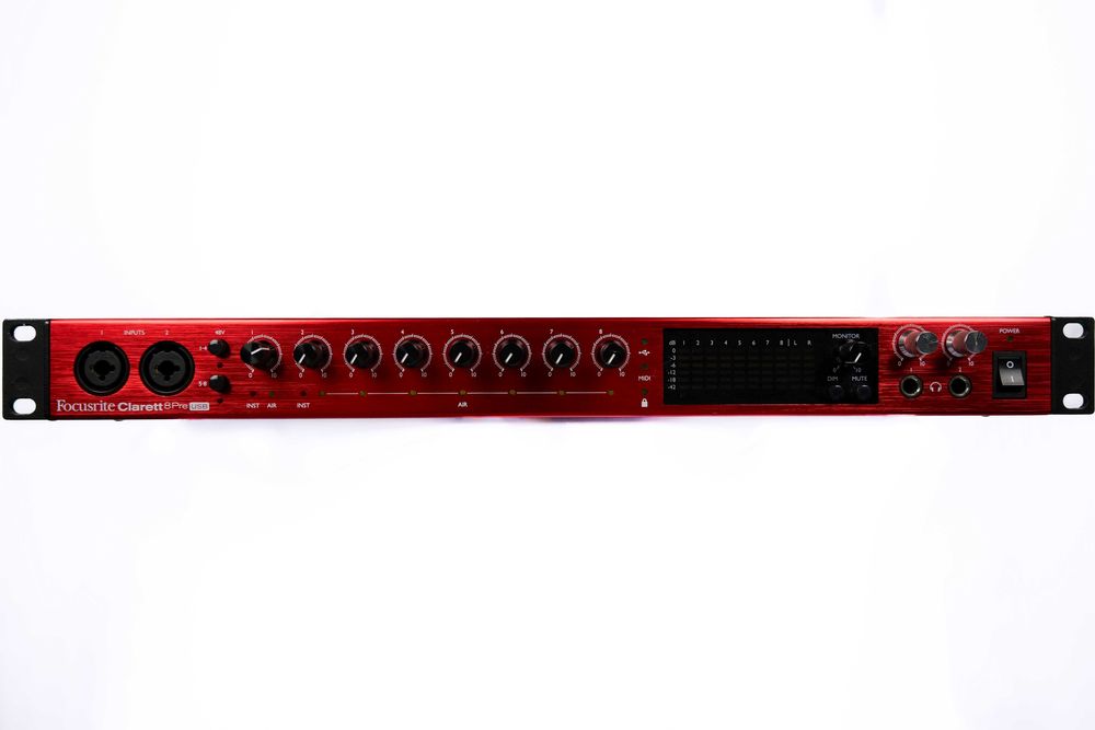 Focusrite Clarett 8pre interface audio