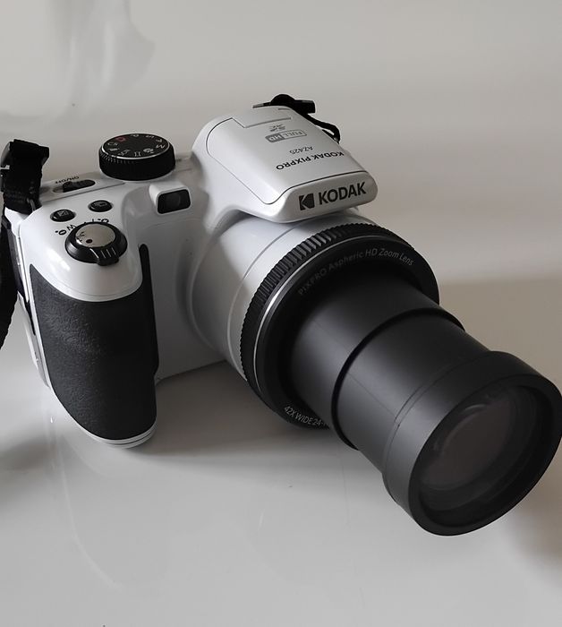 Kodak PIXPRO AZ425