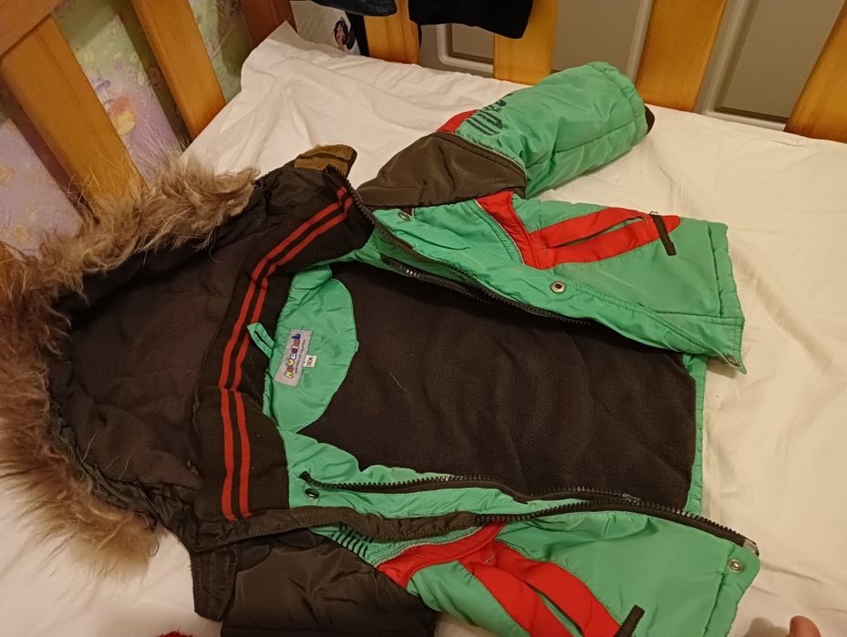 Продам зимний комбинезон для мальчика