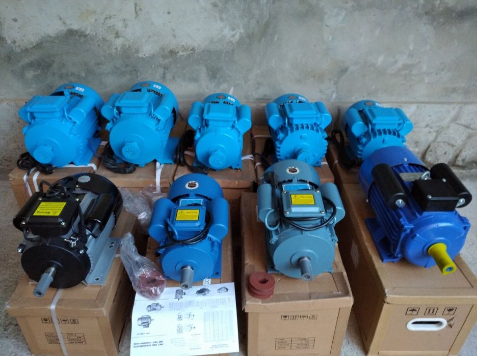 Электродвигатель однофазный 4кВт,3 кВт.2.2кВт 1.1,0.75,220В,3000-1500