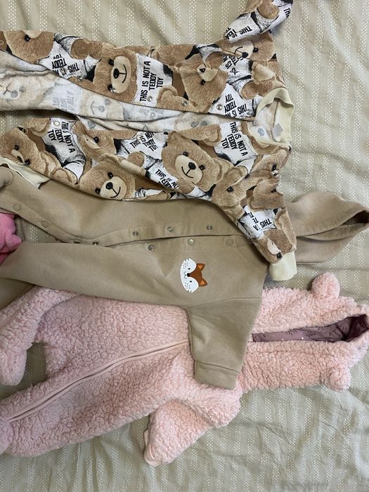 Лот одягу на дівчинку 56-62 розміру