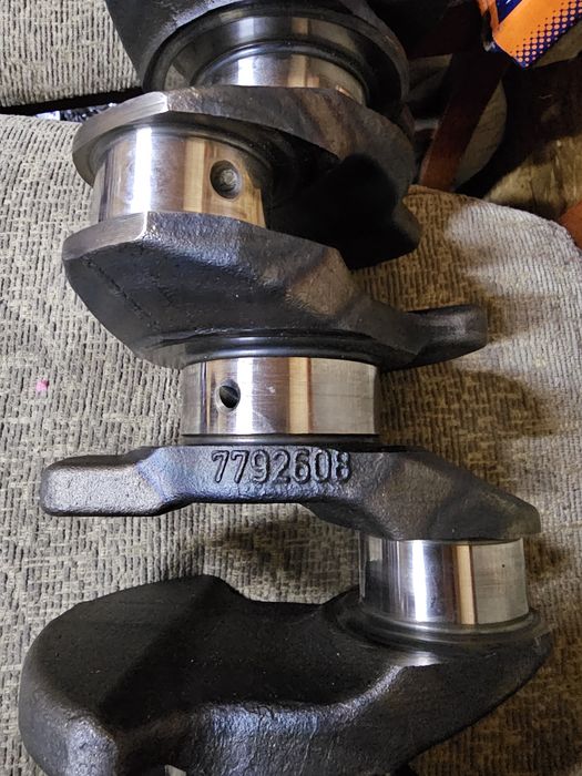 Wał korbowy bmw 3.0d 231 koni maglownica przekladnia