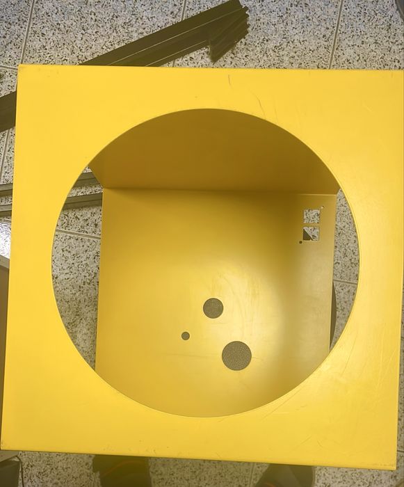 Estantes Metalicas Laranja Amarelo Space Age Mid Century Modern Design
