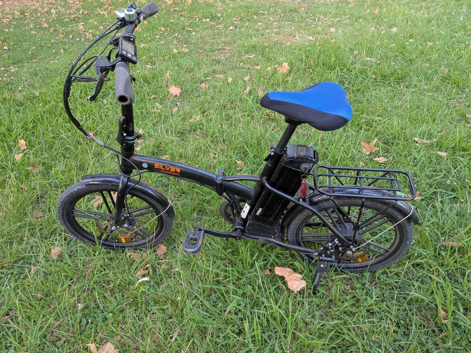 Bicicleta elétrica dobrável