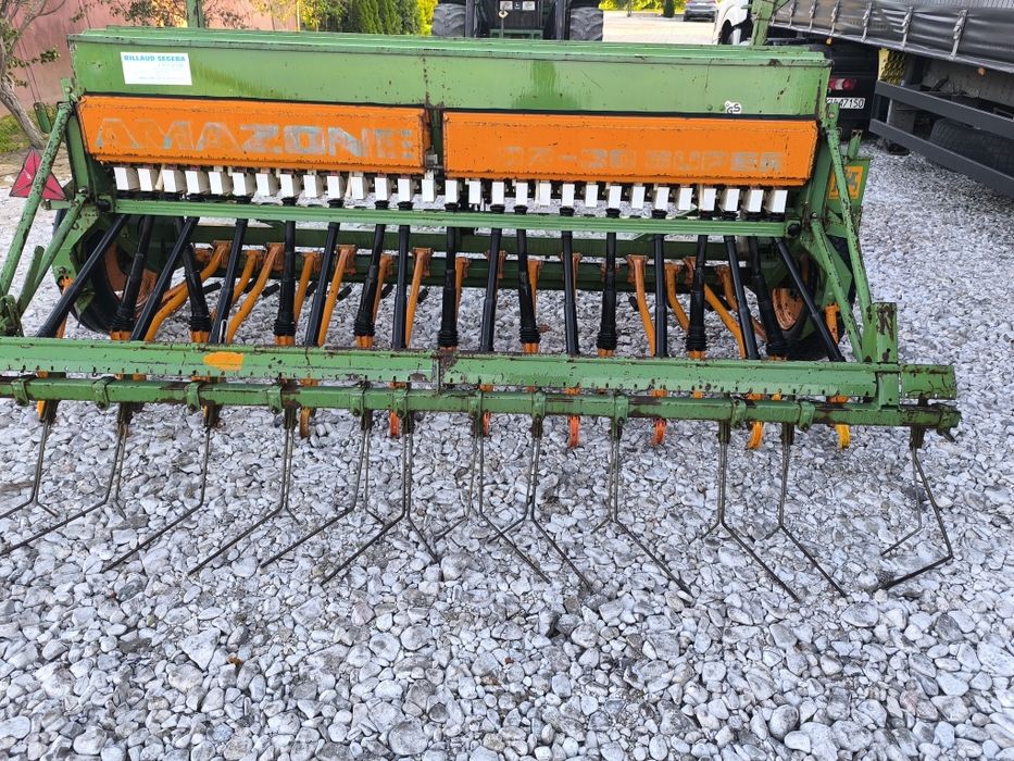Siewnik Amazone d8 3 m!!Ścieżki technologiczne Znaczniki!!