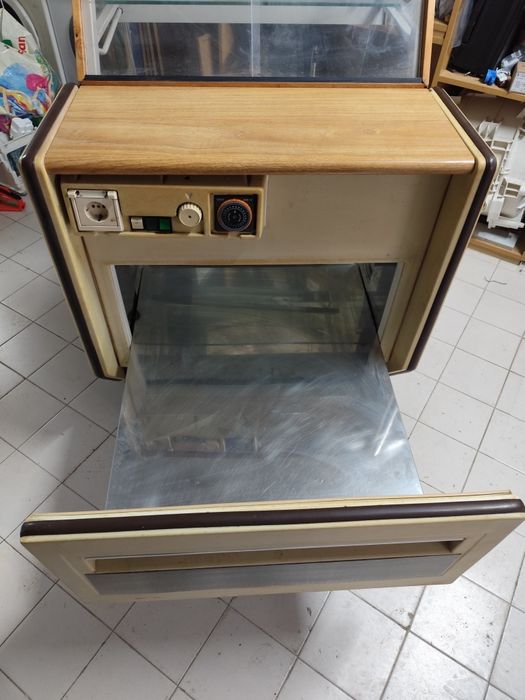 Vitrine refrigerada Jordão