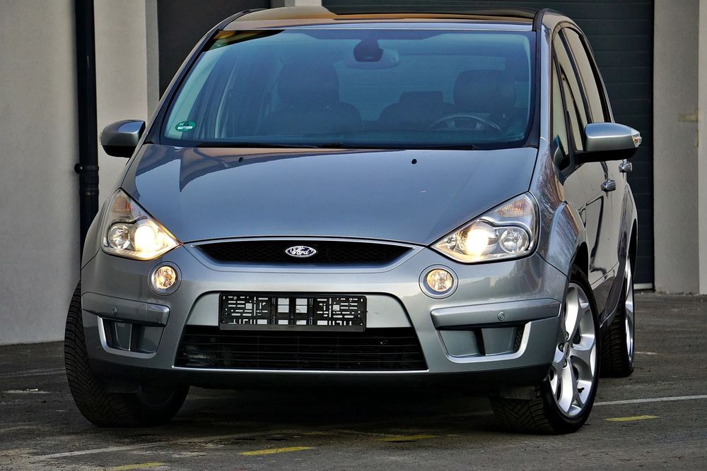 Ford S-Max Bardzo Fajny Ford S-Max 2.5T 220PS Opłacony Panorama Navi 18Alu 7os