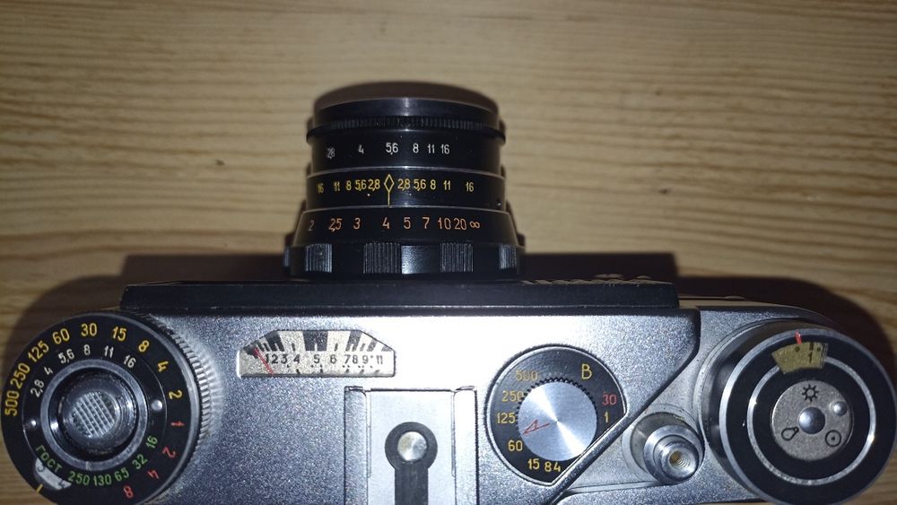 Фотоапарат "ФЭД-5".