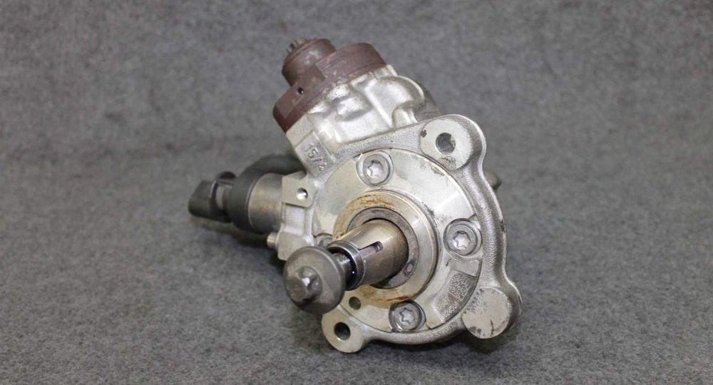 BMW E87 E88 E90 E91 118D 318D 1.8D N47D20C Pompa wtryskowa paliwa CP4