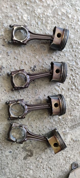 Tłok korbowód 1.8t turbo auq