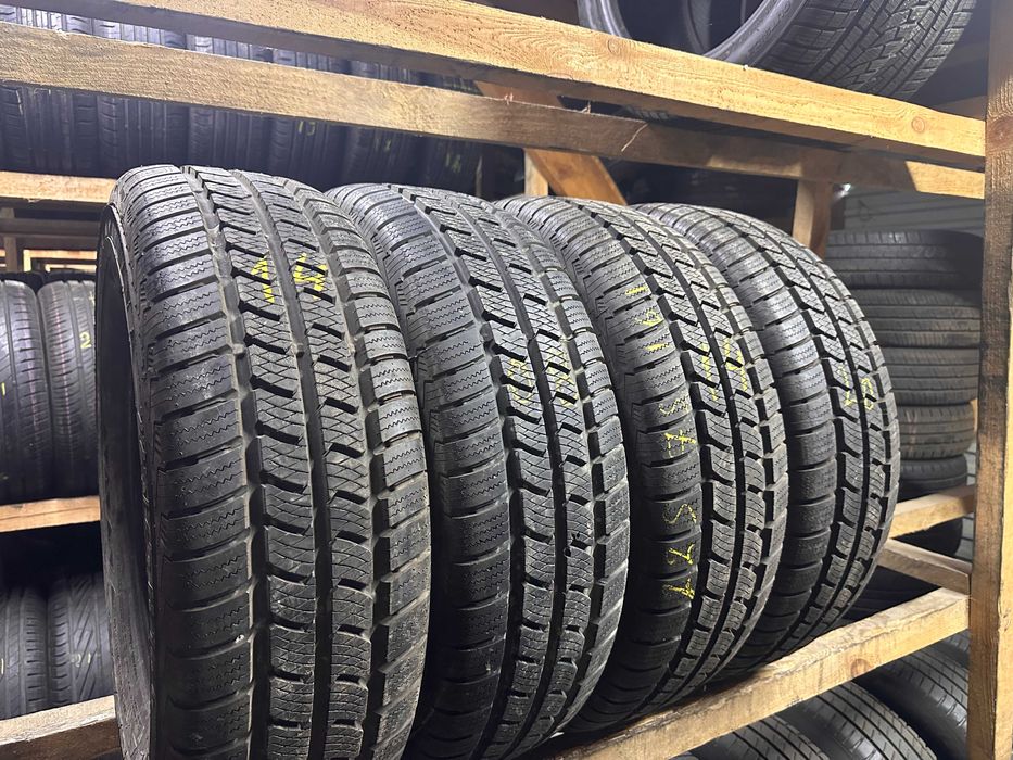 Шини зима 225/75R16C Continental VancoWinter 2  4 шт 9-10мм