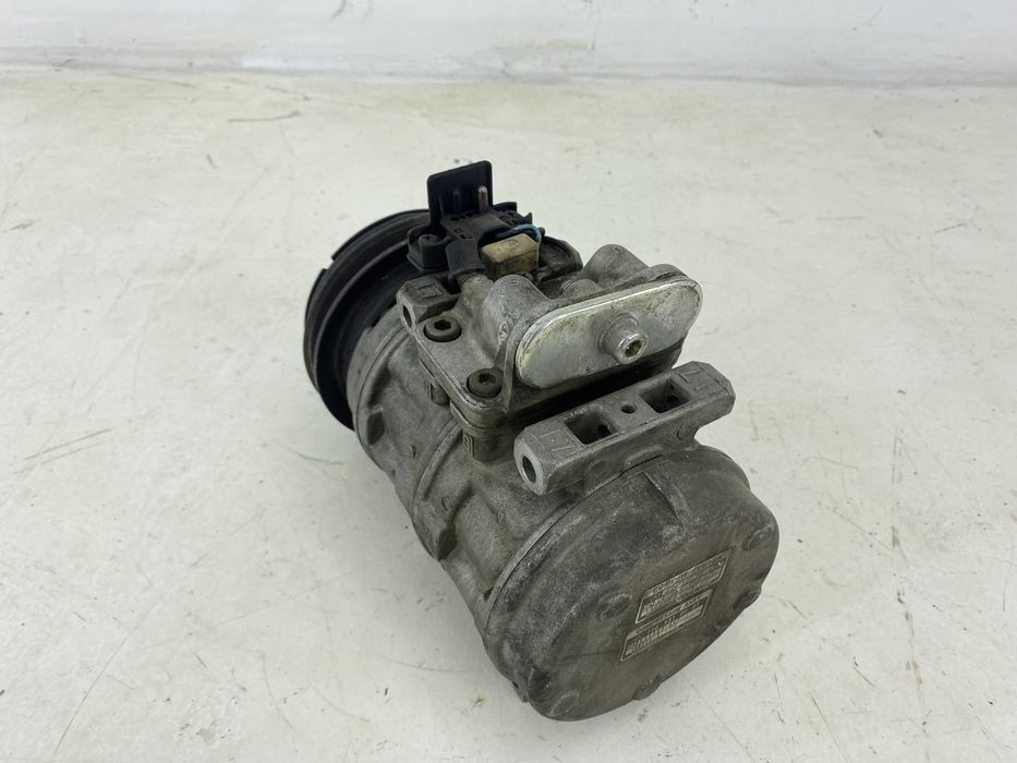 Mercedes W126 SEC 5.0 V8 sprężarka klimatyzacji