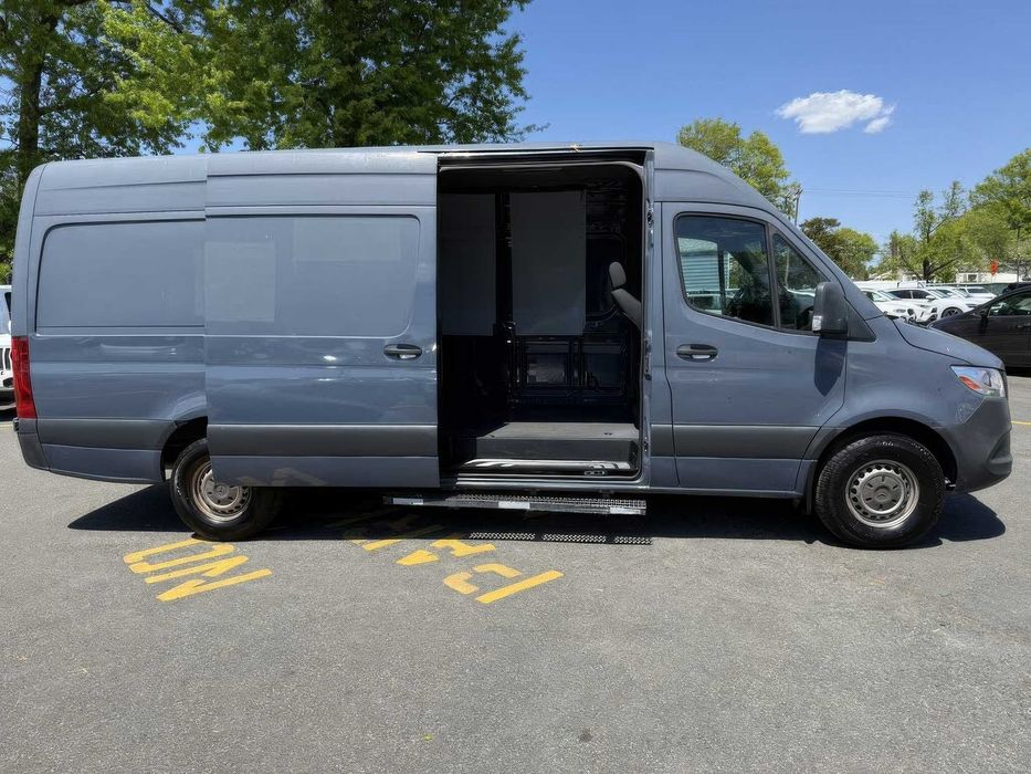 Mercedes-Benz Sprinter      2019