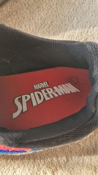 Świecące adidasy spiderman 27 17 cm