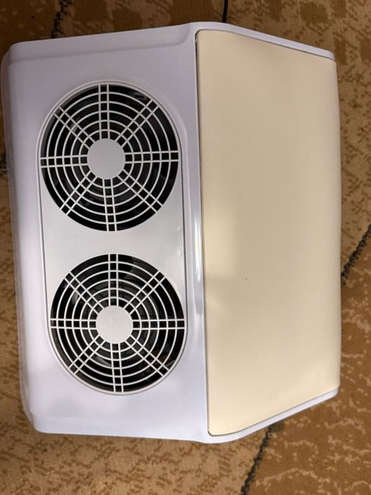 Витяжка для манікюра