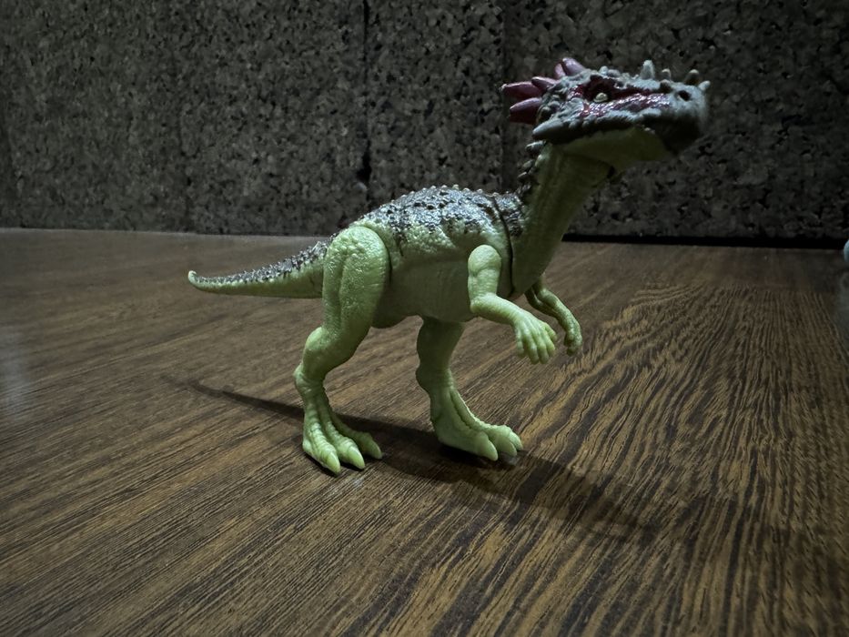 Conjunto de 4 dinossauros