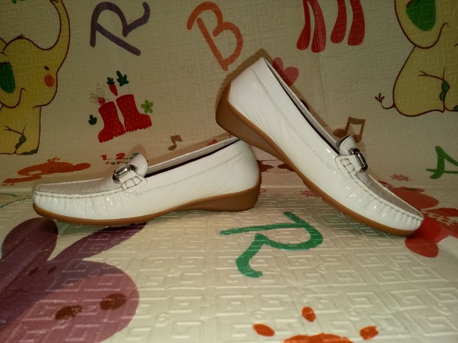 Мокасини жіночі шкіряні