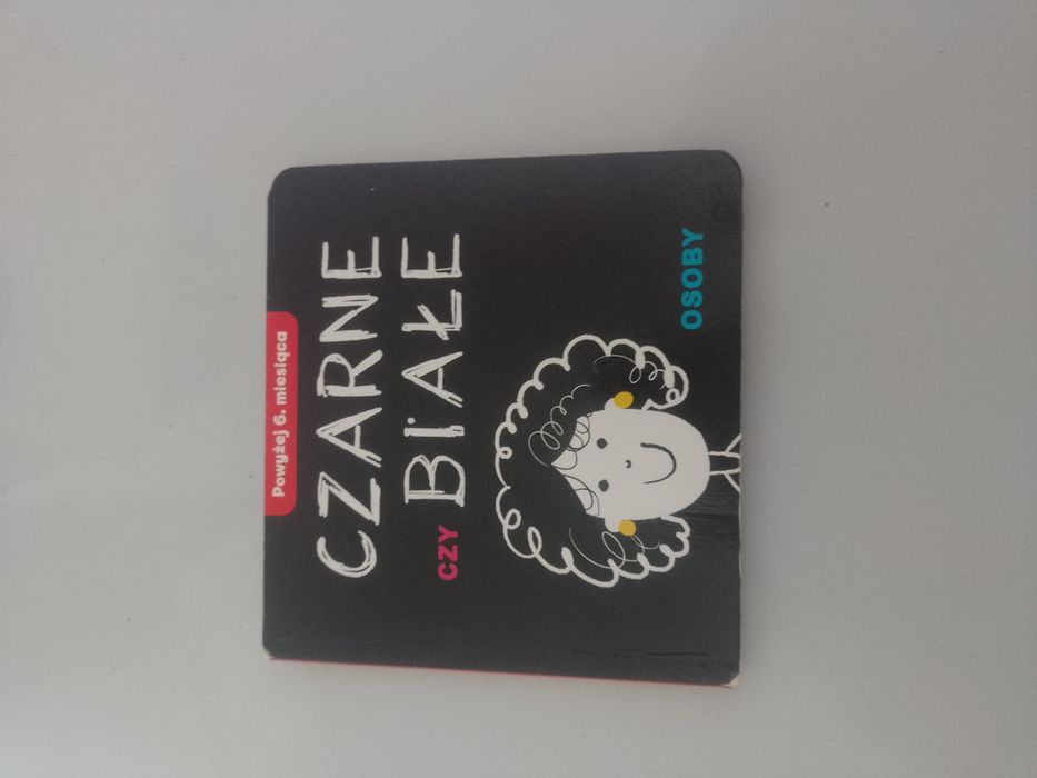Książeczka dla dzieci "Czarne czy białe. Osoby"