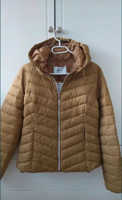 Kurtka wiosenna Stradivarius M 38 nowa beżowa