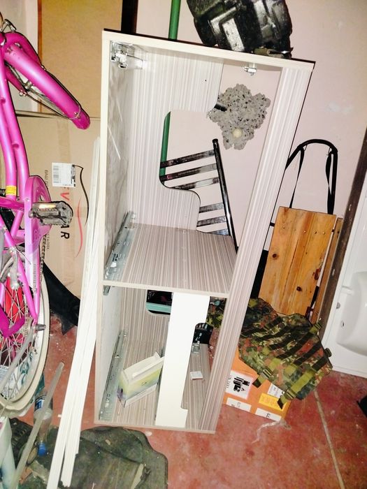 Шикарний набір фаянцу Ravak та меблі під нього також Ravak