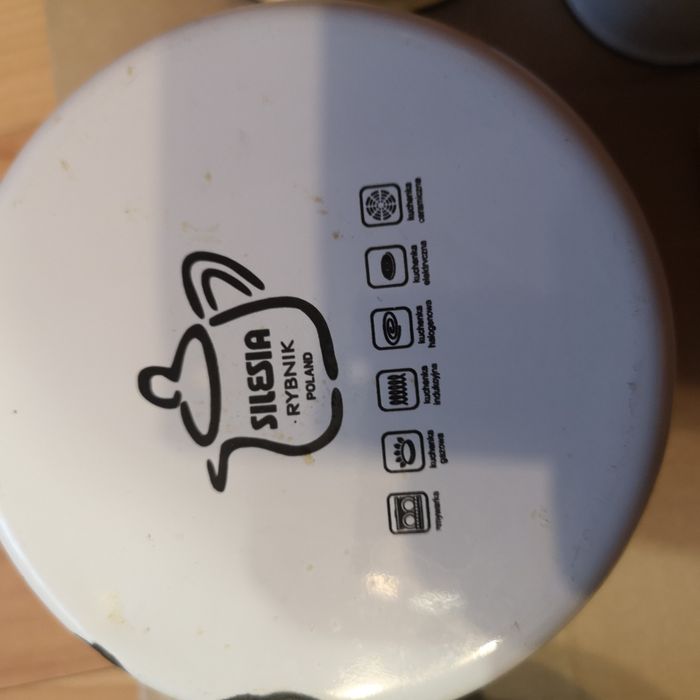 Vintycz. . Za 4 garnki rondelki prl. Emalia