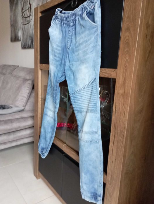 Jeansy granatowe joggery niebieskie rozmiar M stan bdb