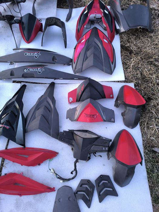 Części Skuter Ferro 50 - Lampy, Plastiki, owiewki
