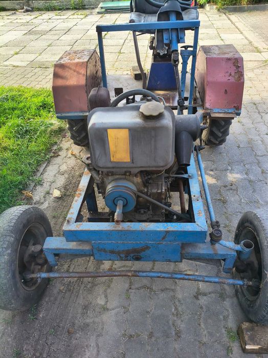 Traktorek SAM z silnikiem Andoria
