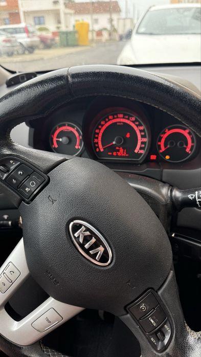 Kia ceed coupé em excelente estado