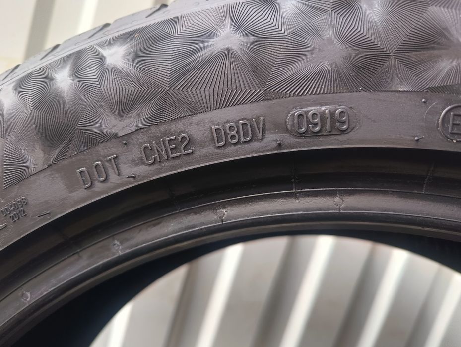 Para opon Continental premium contact 6 215/55 R18