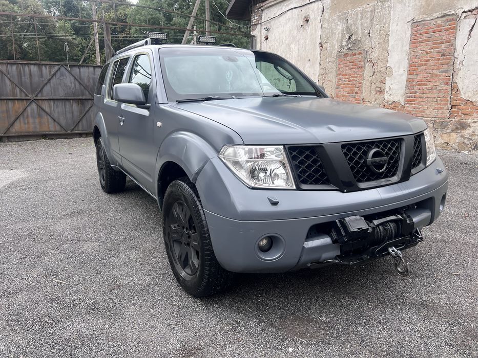 Nissan pathfinder r51