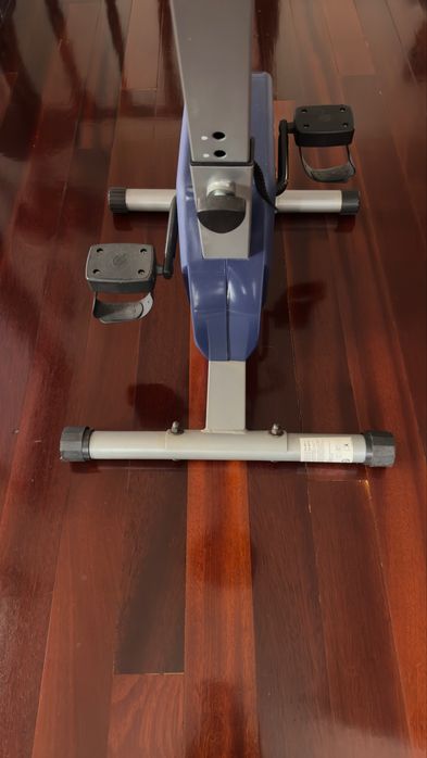 Bicicleta estática como nova