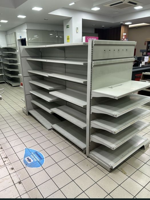 Prateleiras de Supermercado