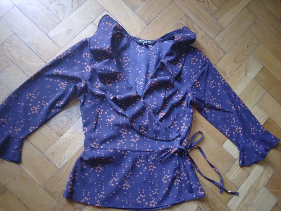 Granatowa wiązana koszula w serduszka Top Secret XS