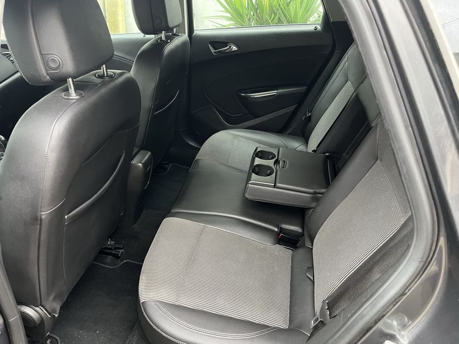 Opel Astra 1.7 Cdti 131 cv