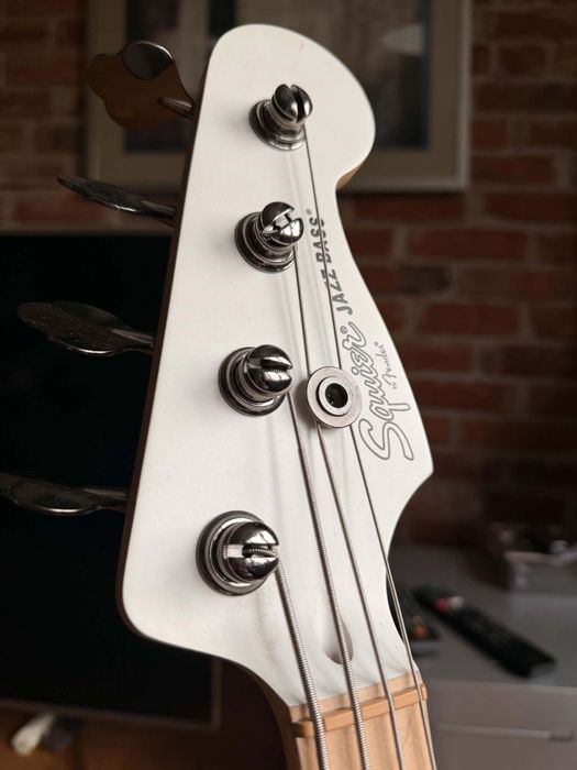 Gitara basowa - Squier Contemporary Active Jazz Bass HH Maple Fingerboard Flat White
