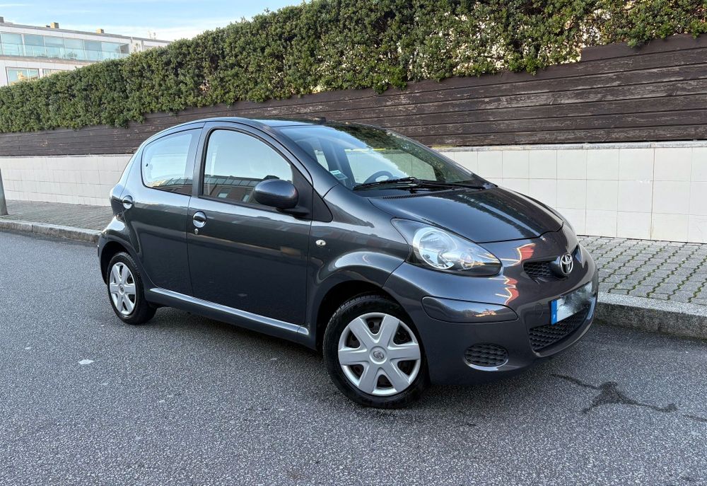 Toyota Aygo 1.0  NACIONAL- 65 mil KM