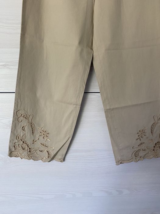 Damskie materiałowe spodnie krótsze proste nogawki wyższy stan