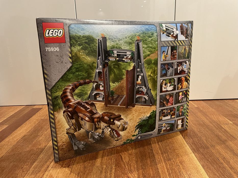 Lego T. Rex 75936 MISB