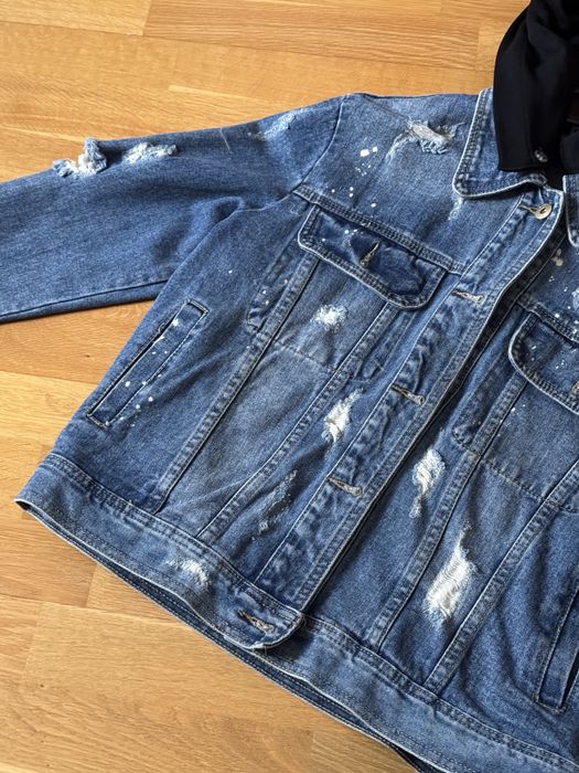 Джинсівка з капюшоном