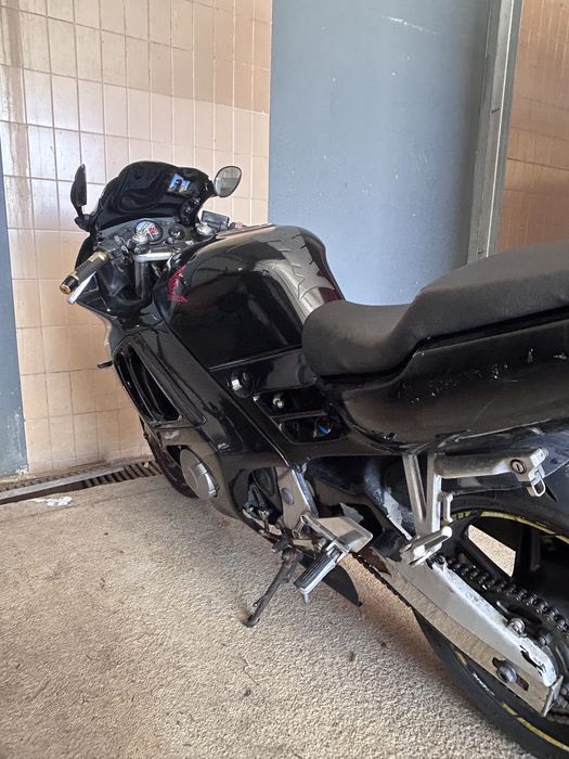 Cbr 600 f3 1997 25 Kw