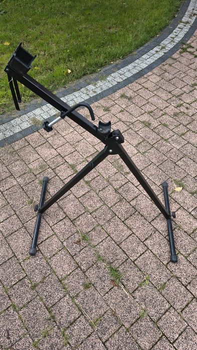 Stojak serwisowy do roweru, rozkładany
