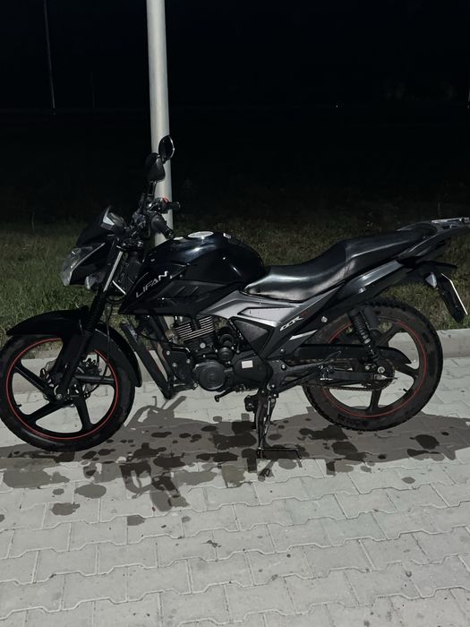 Мотоцикл Lifan ccr 150