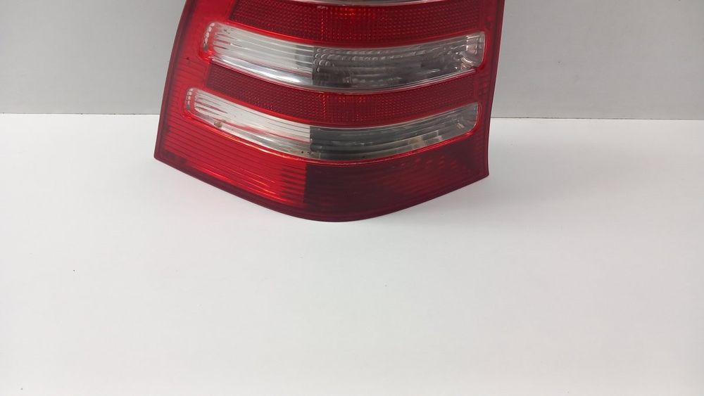 Mercedes W203 Lift Kombi Lampa Tył Lewa