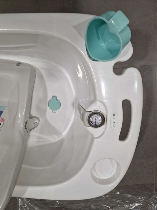 Banheira anatómica Olmitos com termómetro